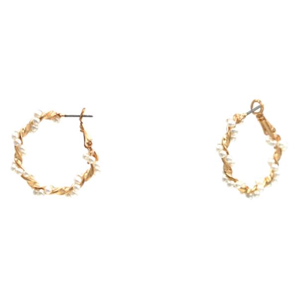 PEARL TWIST HOOP EARRING