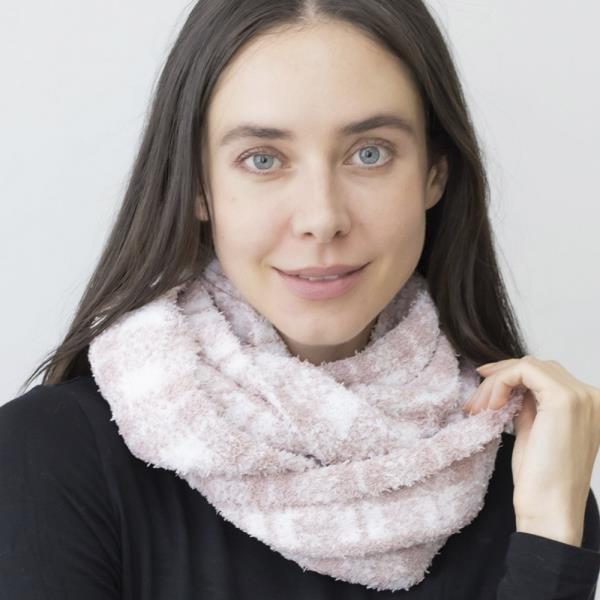 COZY PLAID INFINITY SCARF