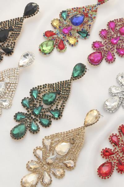 TEARDROP CRYSTAL DANGLE EARRING