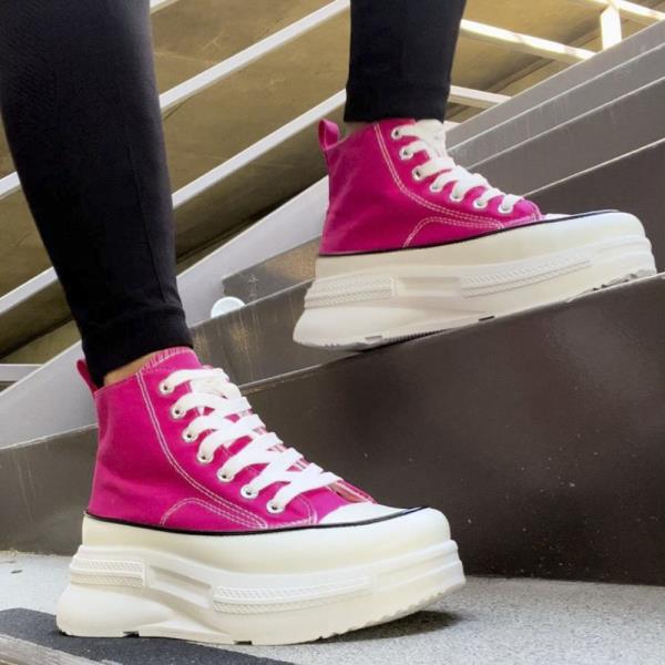 PLATFORM LACE SNEAKERS 12 PAIRS