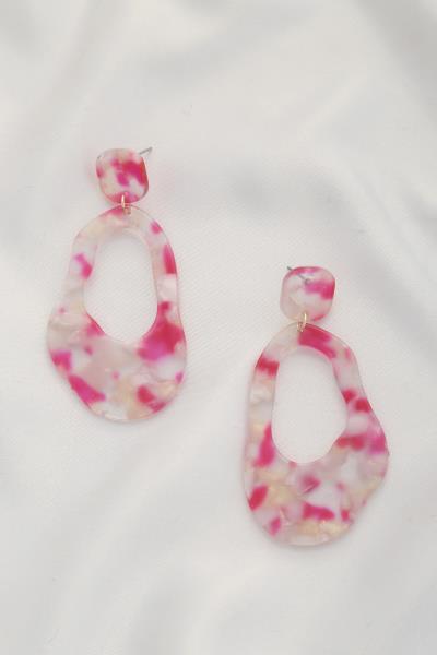 TRANSPARENT ACETATE ORGANIC SHAPE DANGLE EARRING