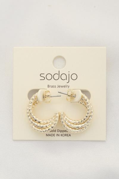 SODAJO TRIPLE HOOP METAL EARRING