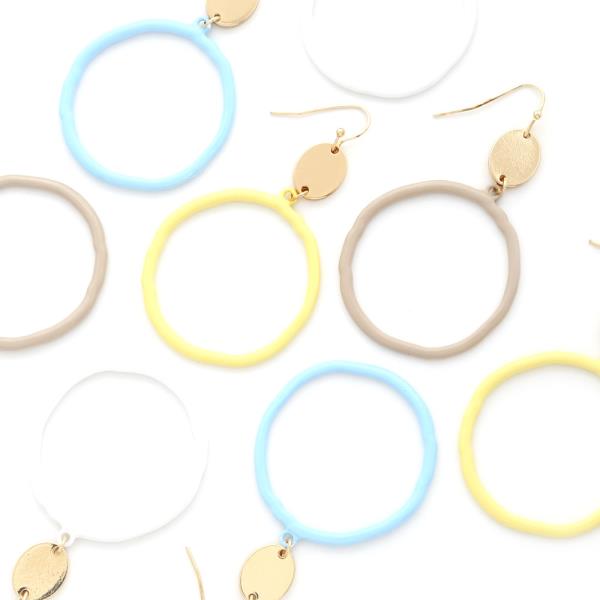 PAINT METAL ORGANIC CIRCLE EARRINGS