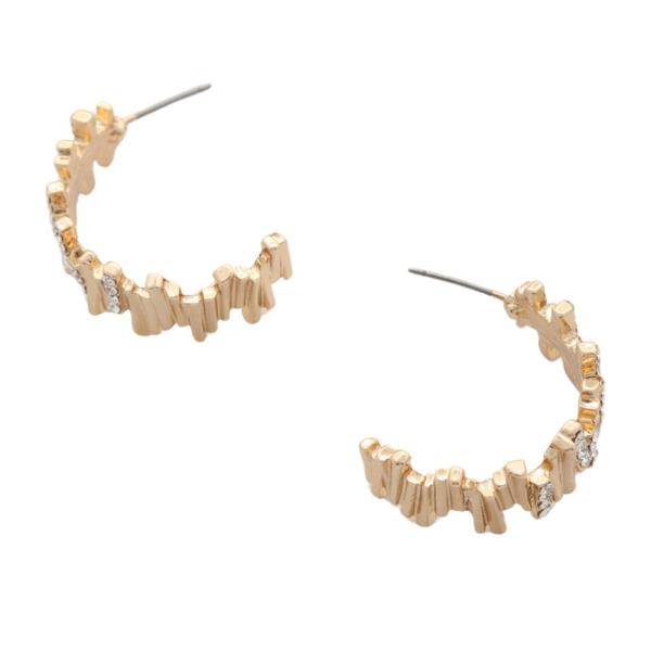 CRYSTAL METAL BAR OPEN HOOP EARRING