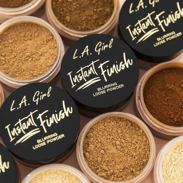 LA GIRL INSTANT FINISH BLURRING LOOSE POWDER