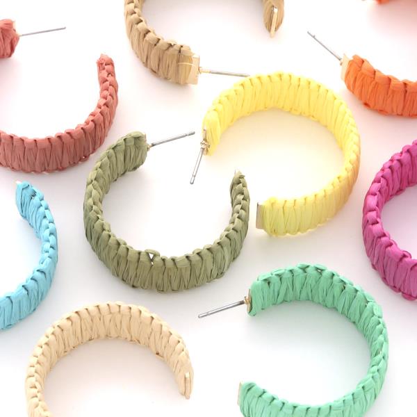 RAFFIA HOOP EARRING
