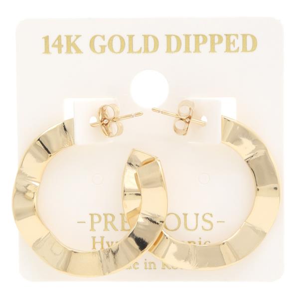14K GOLD DIPPED WAVY METAL EARRING