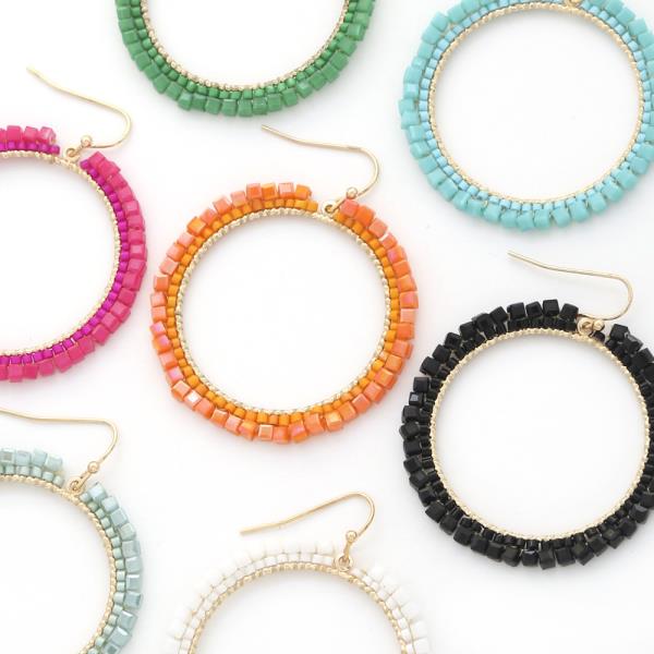 CUBE BEAD ROUND DANGLE EARRING