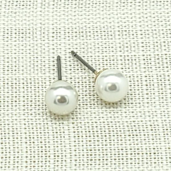 6MM PEARL BEAD EARRING