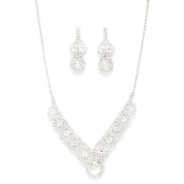 RHINESTONE NECKLACE