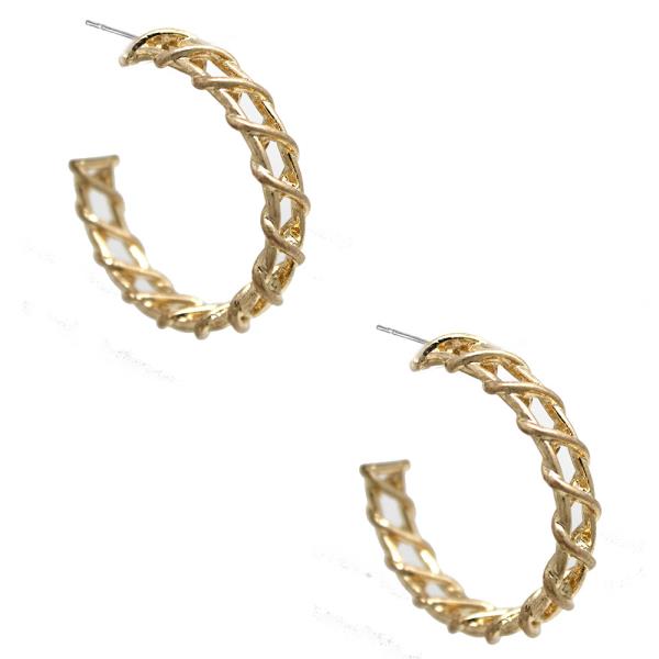 COILED HOOP EARRING