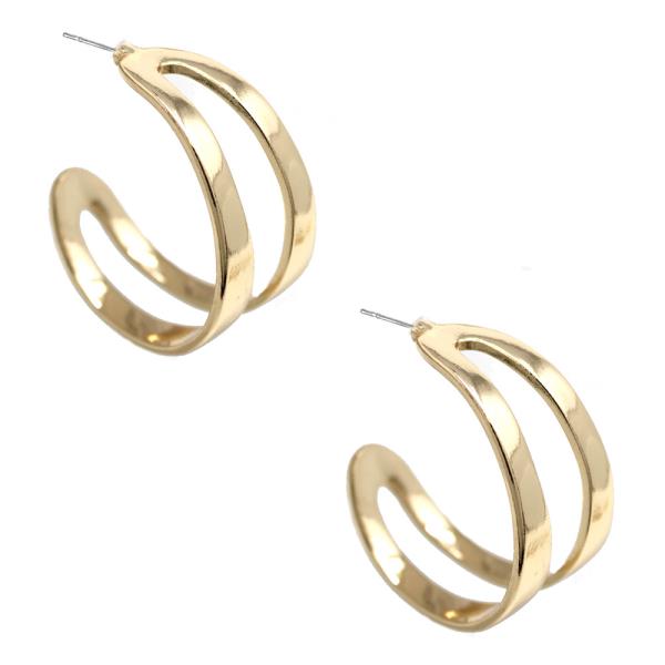 2 LINE HOOP EARRING