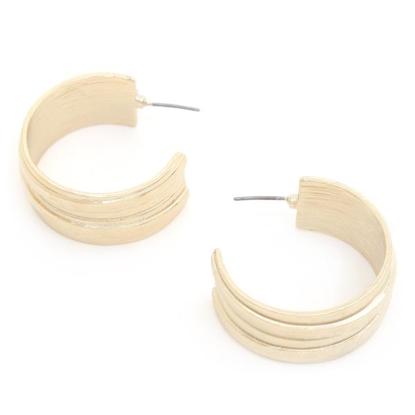 BOLD HOOP EARRING