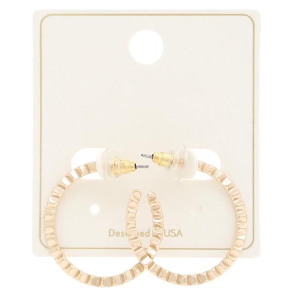 LINED METAL OPEN HOOP EARRING