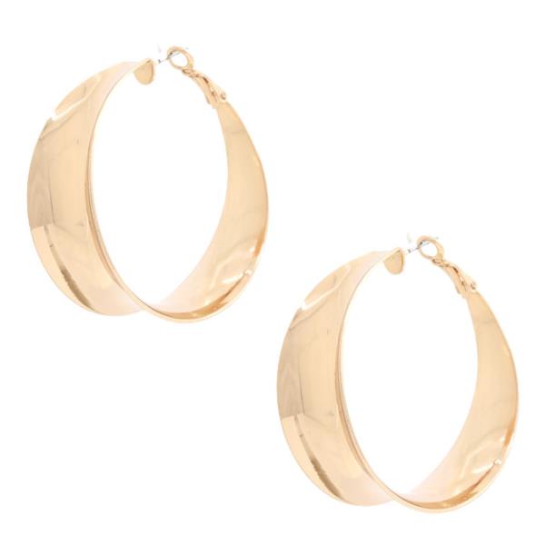 SODAJO WIDE HOOP EARRING