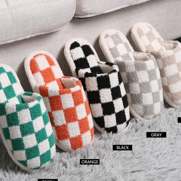 CHECKERED SLIPPER - SM SIZE
