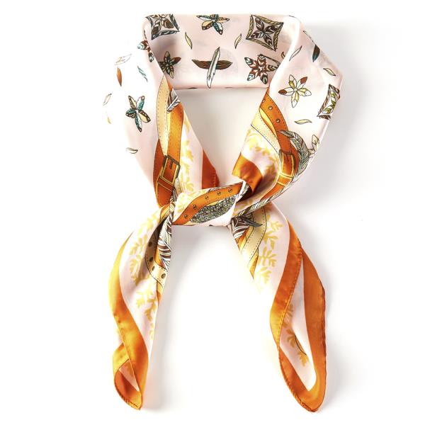 FEATHER AND BELT PRINT BANDANA