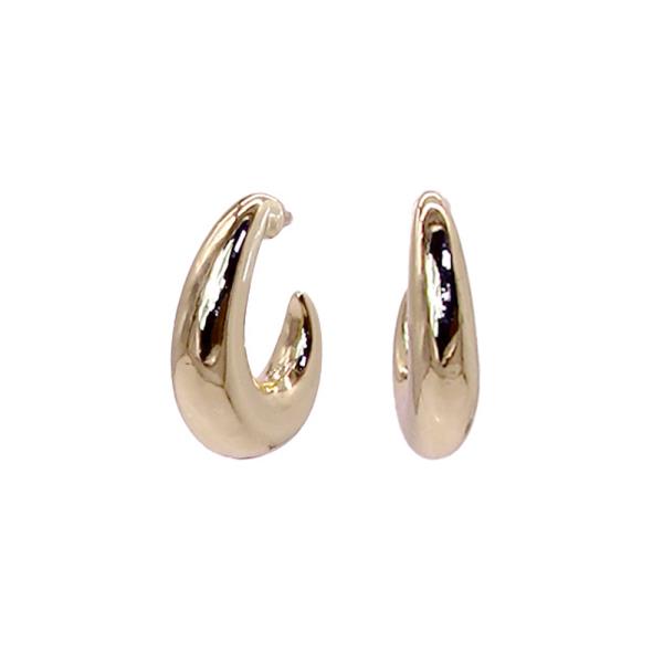 GOLD PLATING HOOP EARRING