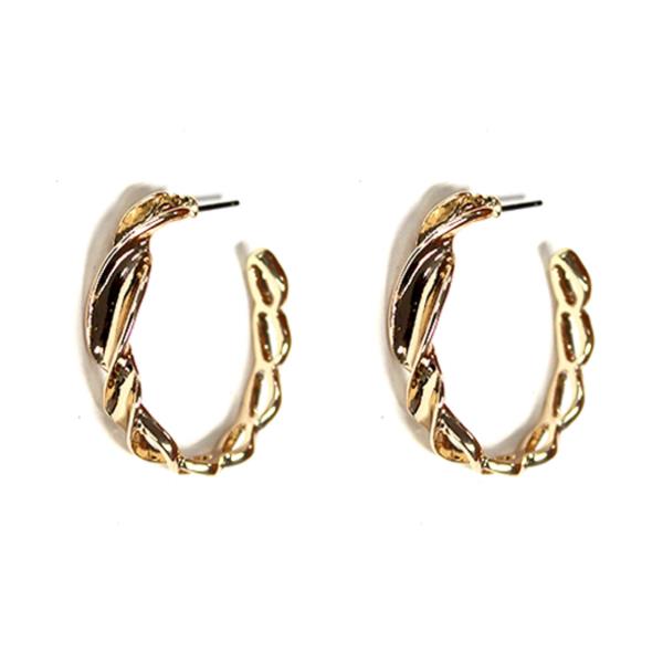 TWIST HOOP EARRING