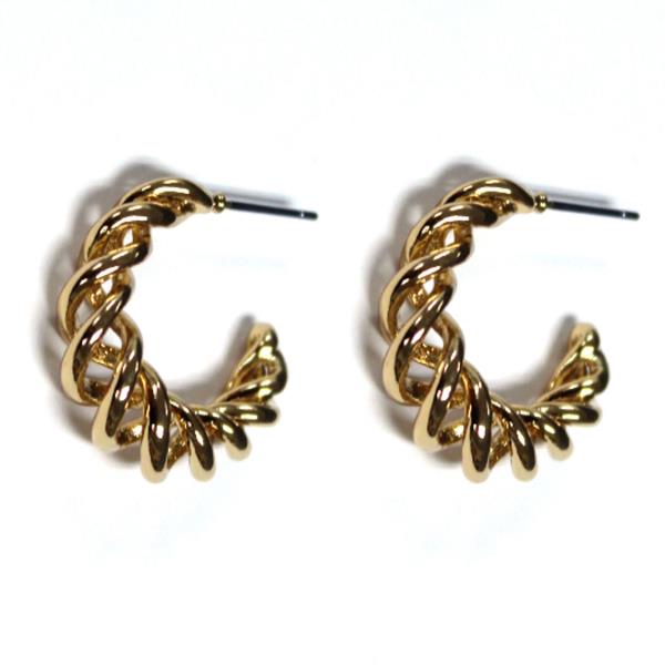 TWIST HOOP EARRING