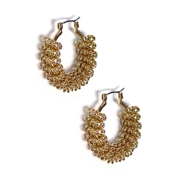 METAL HOOP EARRING