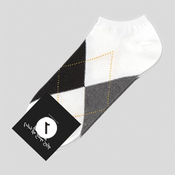 ARGYLE PATTERN EXTRA LOW CUT SOCKS