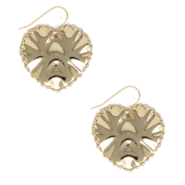HAMMERED HEART EARRING