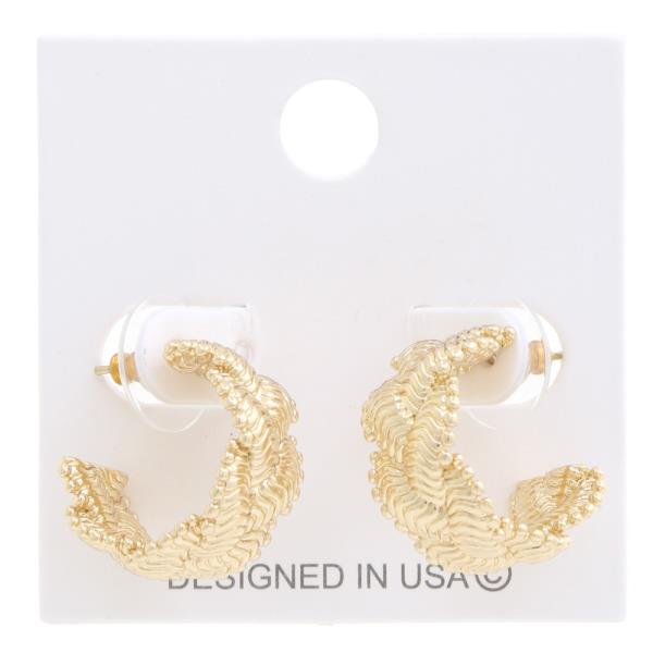 BRAIDED METAL OPEN CIRCLE EARRING