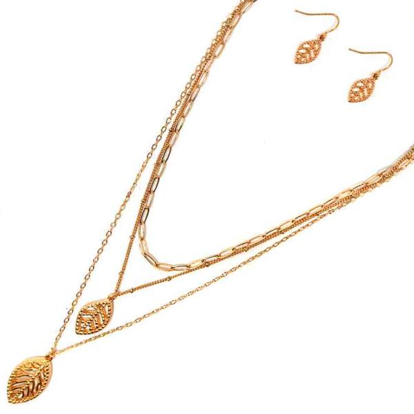 LAYERED LEAF CHARM NECKLACE EARRING SET