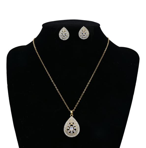TEARDROP CHARM NECKLACE
