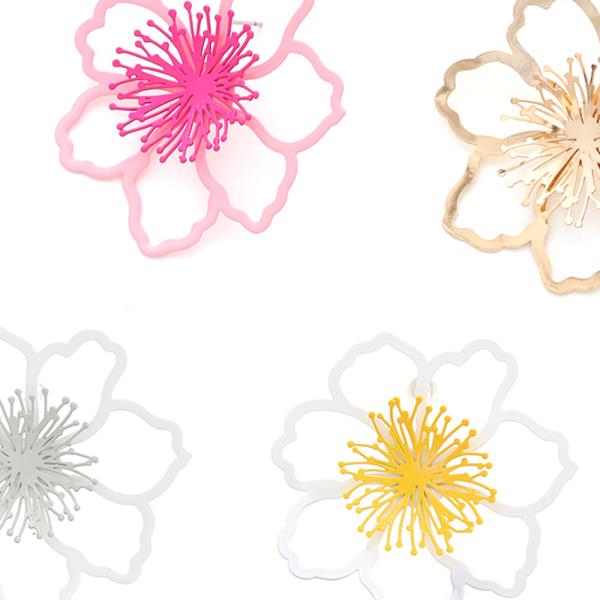 CHIC FLOWER EARRING