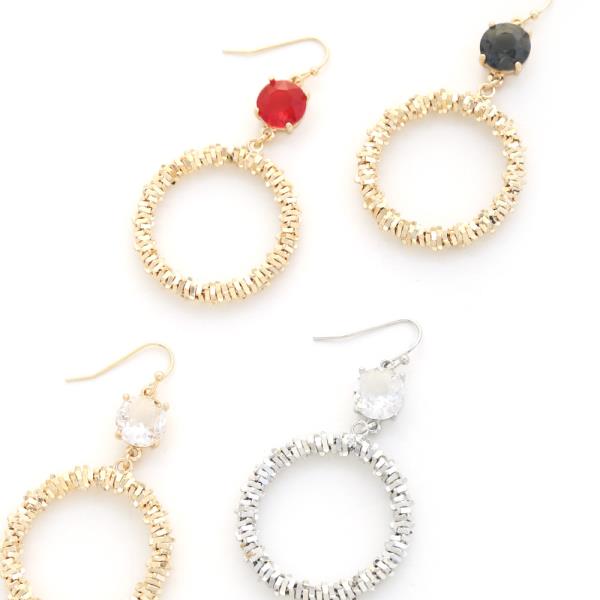 ROUND CLEAR STONE AND METAL EARRING