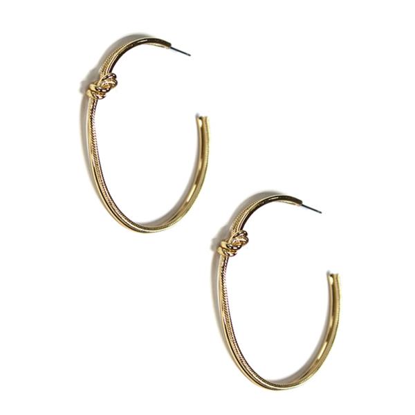KNOT OPEN METAL HOOP EARRING
