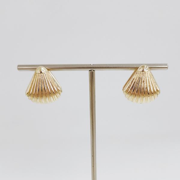 METAL SHELL POST EARRING
