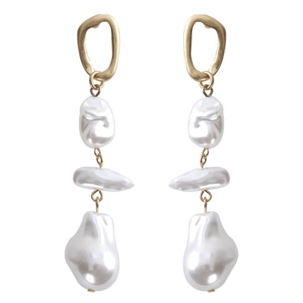 LOOP BAROQUE PEARL EARRING