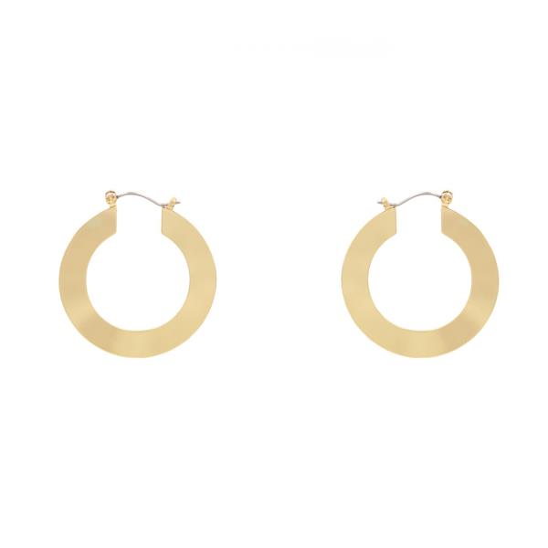 METAL HOOP EARRING