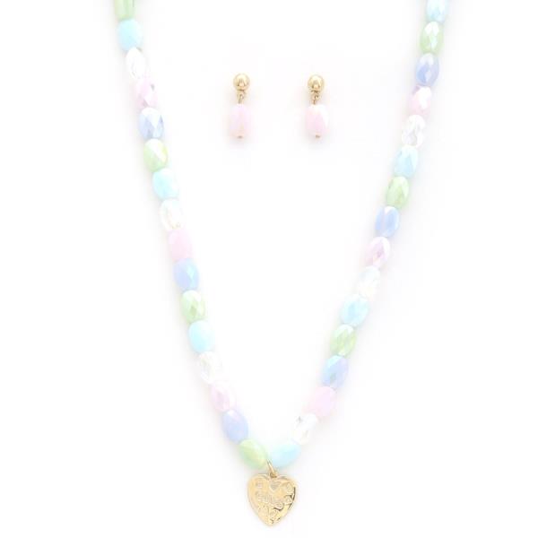 HEART CHARM BEADED NECKLACE