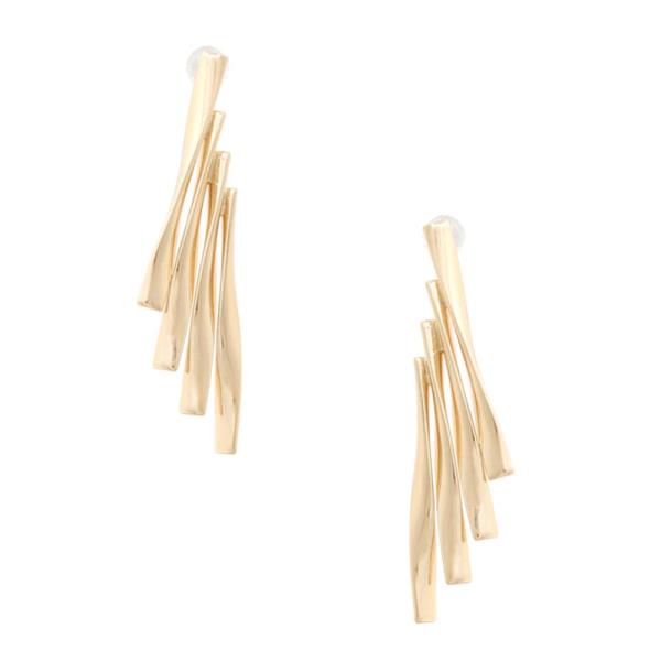 METAL EARRING