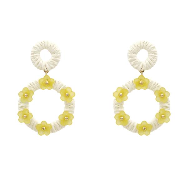 ROUND RAFFIA FLOWER DANGLE EARRING