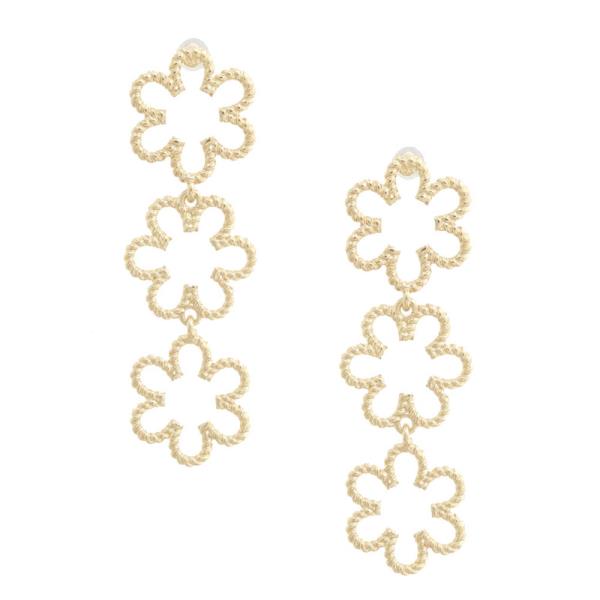 TRIPLE FLOWER METAL EARRING