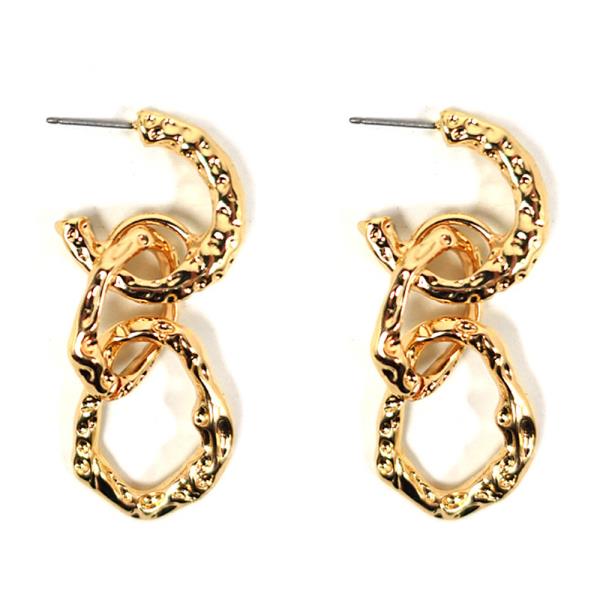 MULTI SHAPE METAL EARRING