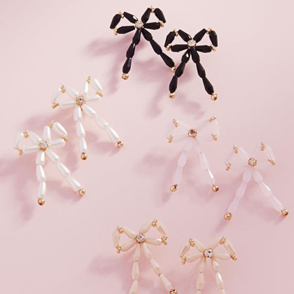BOW SHAPED GLASS BEAD POST EARRING