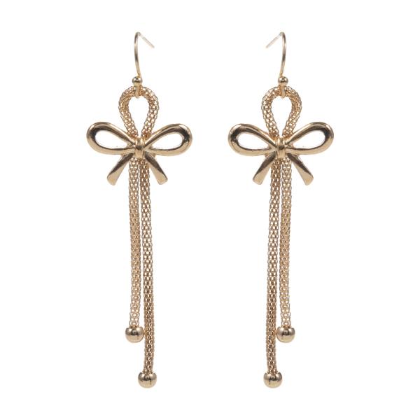BOW SHAPED METAL HOOK EARRING