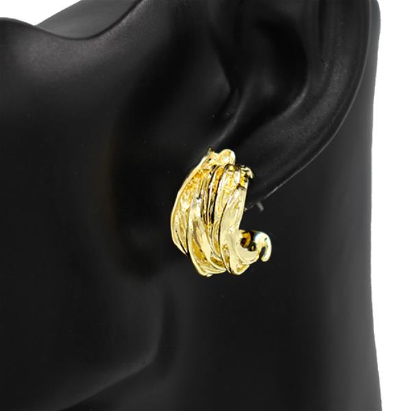 METAL TEXTURED C HOOP EARRING