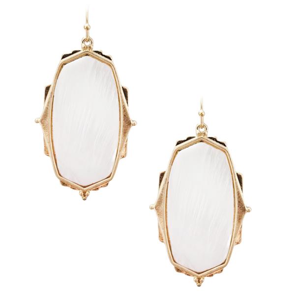 HEXAGON DANGLE EARRING