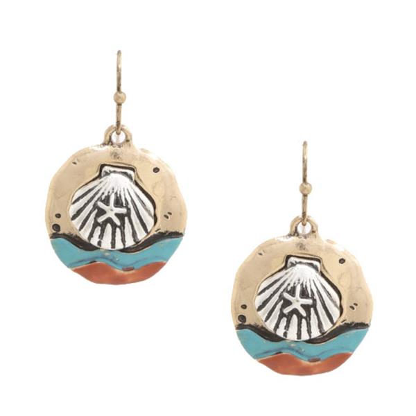 ROUND SEASHELL METAL DANGLE EARRING