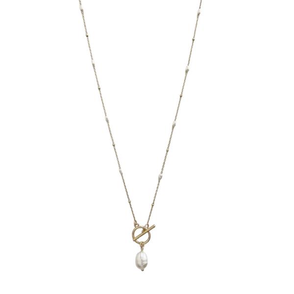 PEARL PENDANT TOGGLE CLASP NECKLACE