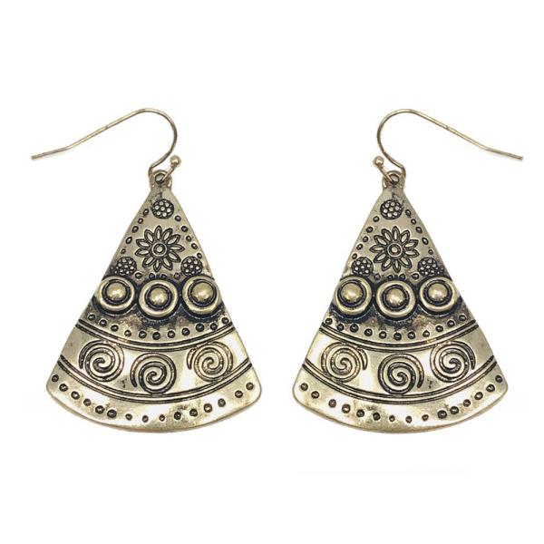 WESTERN STYLE TRIANGLE DANGLE EARRING