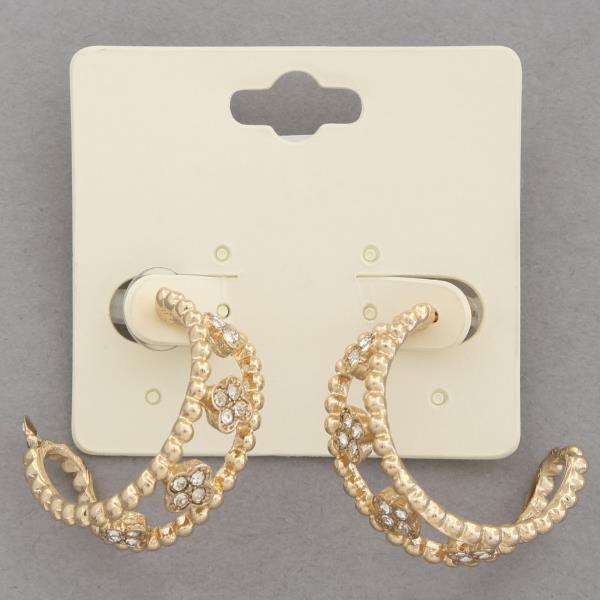 CLOVER CHARM TEXTURED OPEN HOOP EARRING
