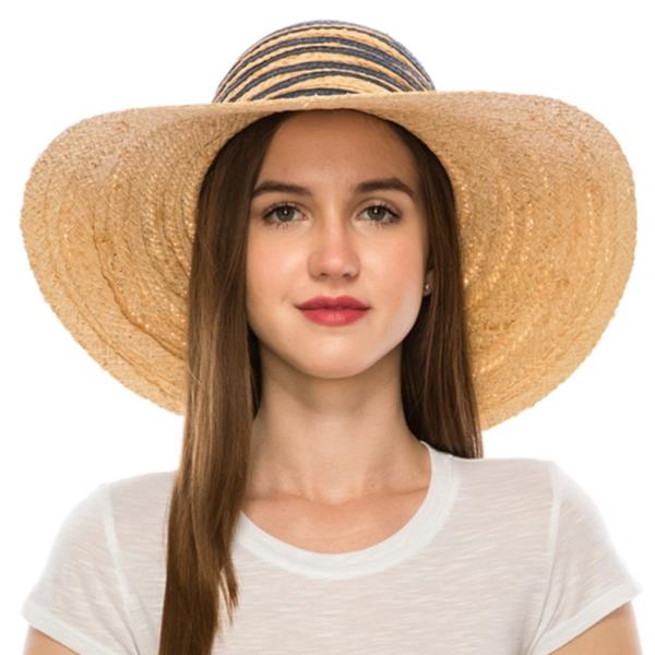 RAFFIA STRAW SUN HAT W/ WAVY SQUIGGLES